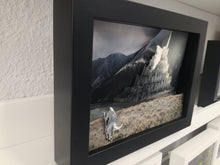 Load image into Gallery viewer, The Lord of the Rings Diorama